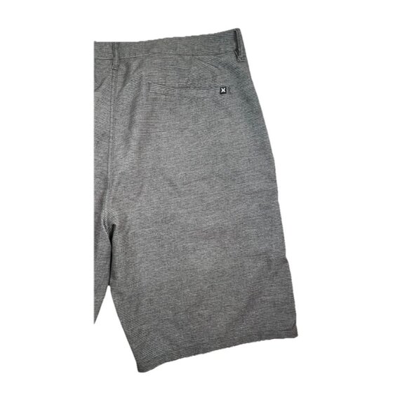 Hurley Shorts Gray Striped Sz 33 Style G5184-00 MWS0005680 9.5” Inseam - Picture 7 of 12